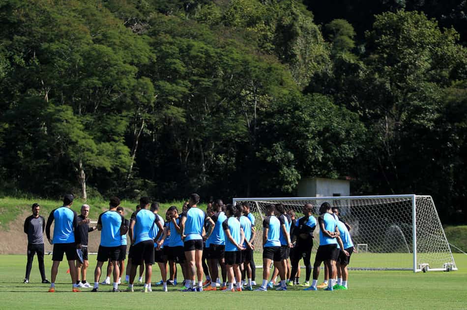 Sem Eduardo, Botafogo está escalado para encarar o Corinthians pelo Brasileirão; veja onde assistir
