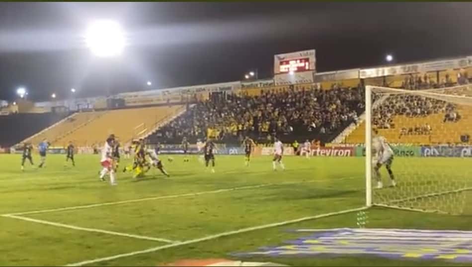Novorizontino marca no fim e arranca empate contra o Vila Nova