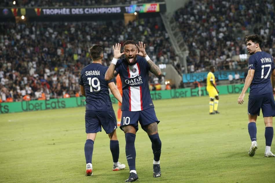 Após brilhar em título do PSG, Neymar abafa crise com Mbappé