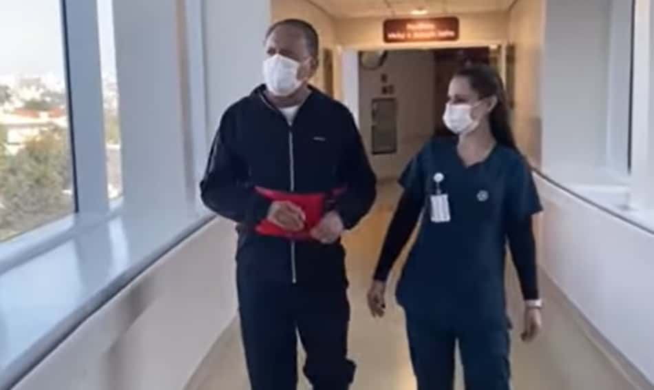 Galvão Bueno posta vídeo após passar por cirurgia em São Paulo