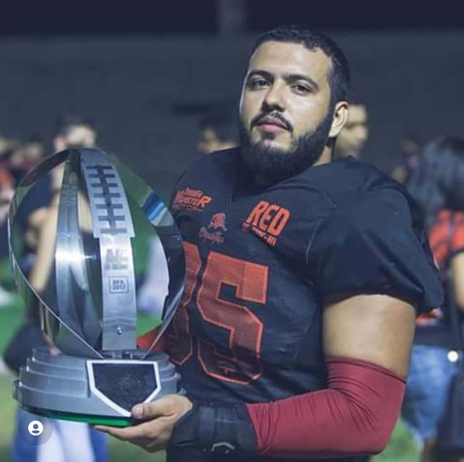 Igor Nery deixa o futebol americano e recebe homenagem do João Pessoa Espectros
