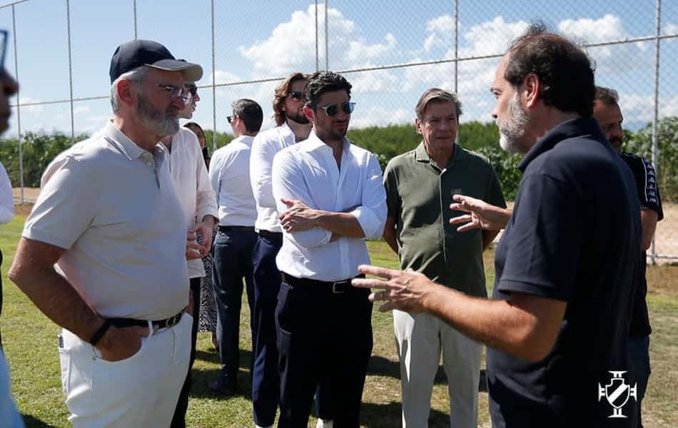 Desconforto e freio na empolgação: as primeiras horas do Vasco após a venda da SAF