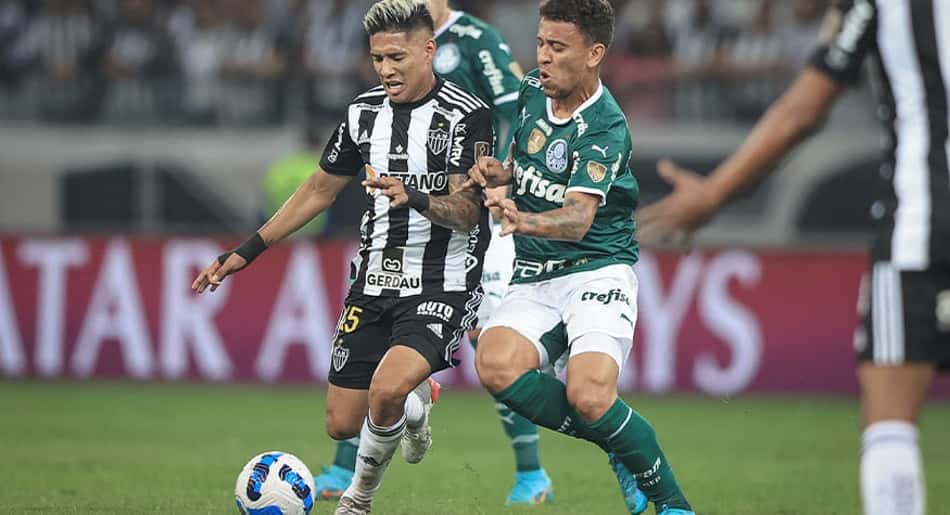 Palmeiras segue invicto e busca empate no fim com o Atlético-MG nas quartas de final da Libertadores