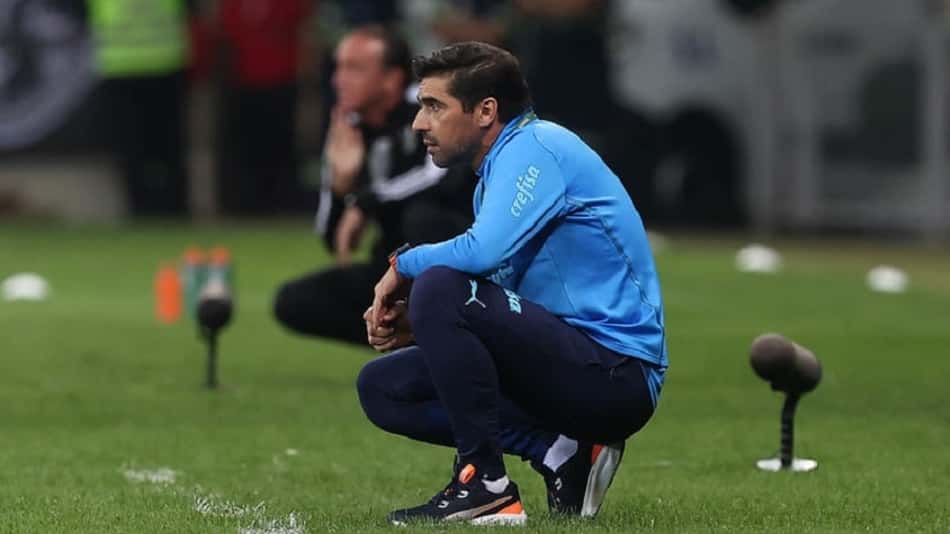 OPINIÃO: Sucesso de Abel Ferreira no Palmeiras não incomoda apenas técnicos brasileiros