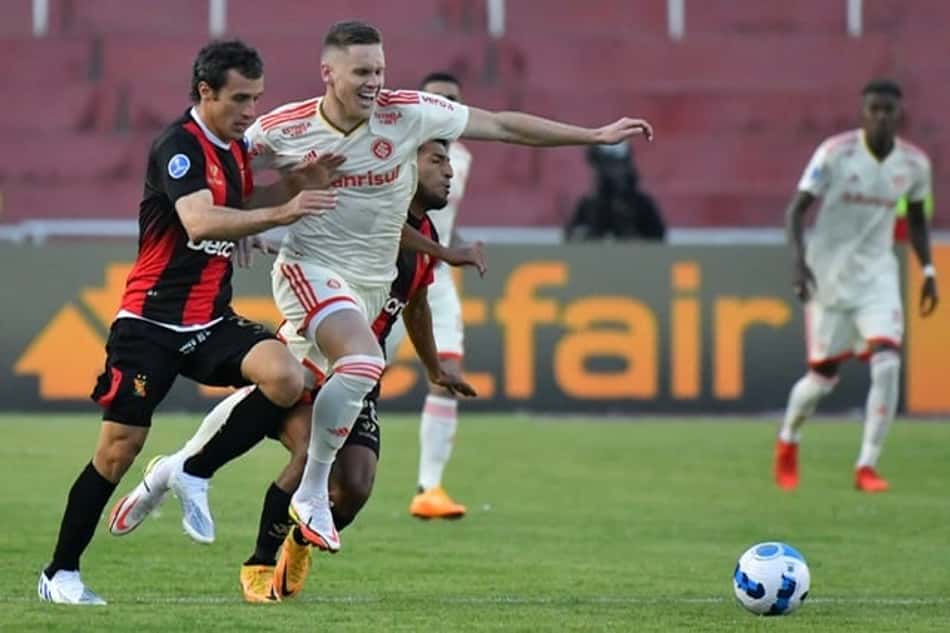 Com um a menos, Internacional fica no empate com Melgar pela Sul-Americana