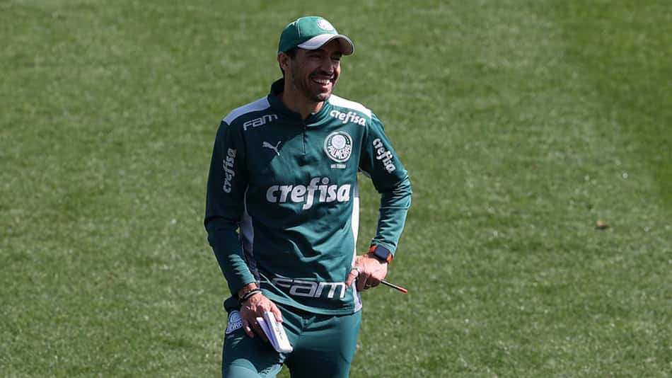 Responsabilidade e humanização: especialista destrincha sucesso de Abel Ferreira no Palmeiras