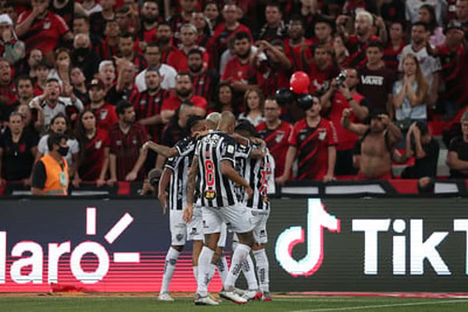 Atlético-MG quer manter bom retrospecto recente contra o Athletico-PR; confira os números