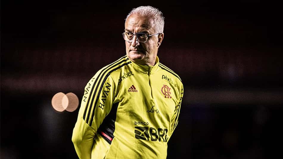 Dorival elogia jogadores do Flamengo após classificação: 'Partida madura, equilibrada e consciente'