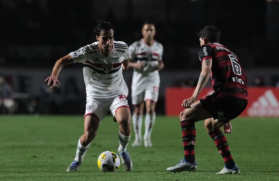 Sem acerto por renovação, São Paulo pretende aceitar proposta que aparecer por Igor Gomes
