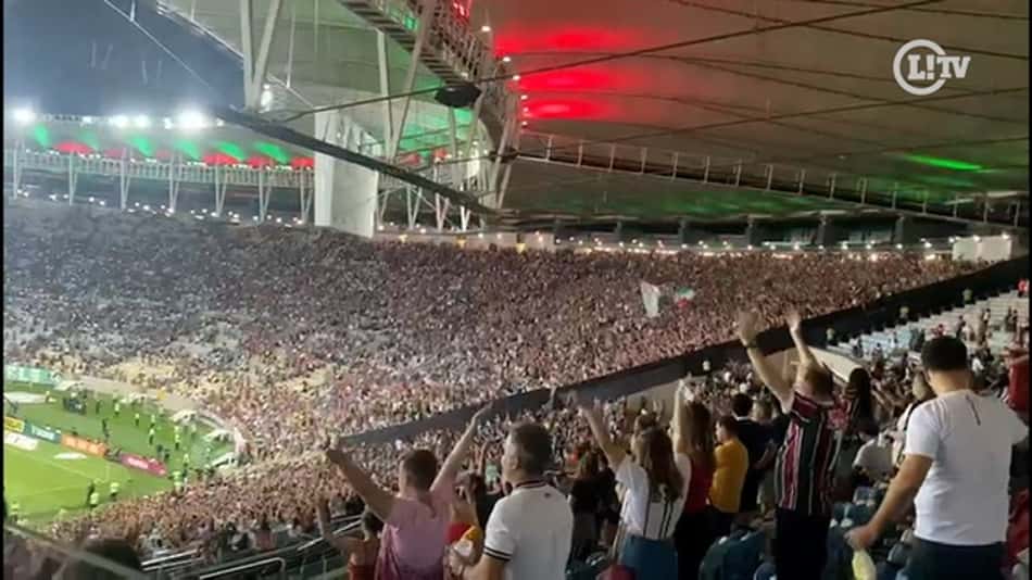 VÍDEO: Torcida do Fluminense faz festa em vitória no Maracanã: 'Seremos campeões.
