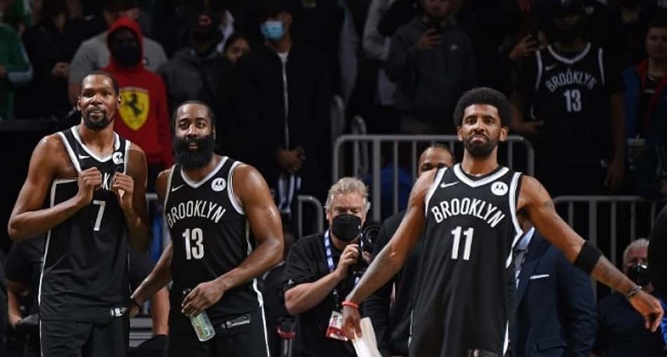 Kyrie Irving estragou a chance de fazer parte do melhor time de todos os tempos da NBA