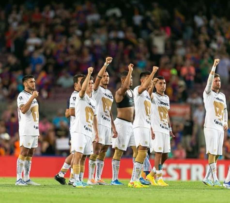 Atacante manda recado após ver seu time ser massacrado pelo Barcelona