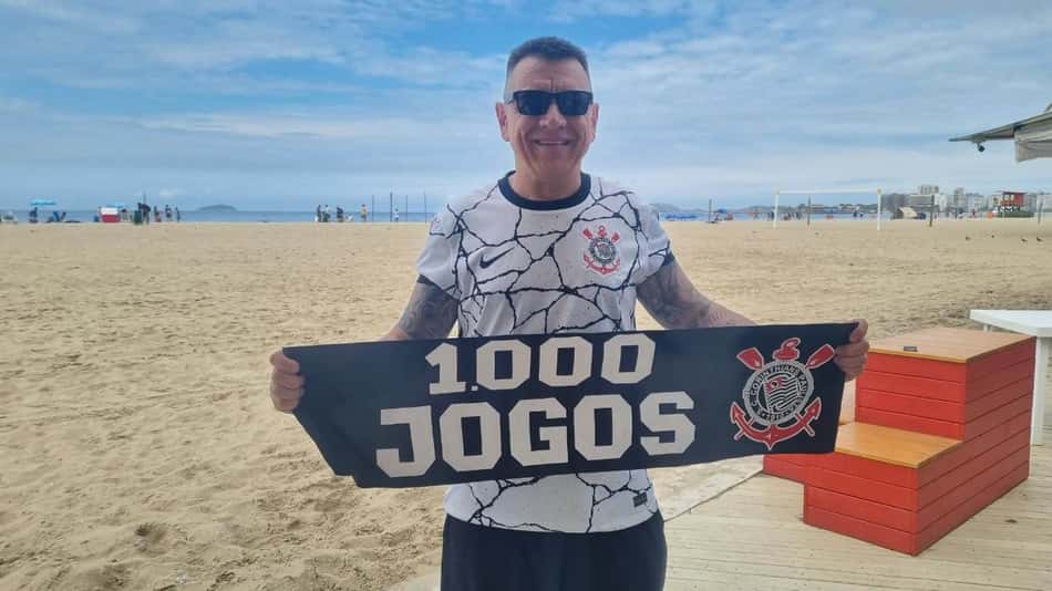 À espera de um milagre, torcedor completará no Maracanã o jogo mil acompanhando o Corinthians
