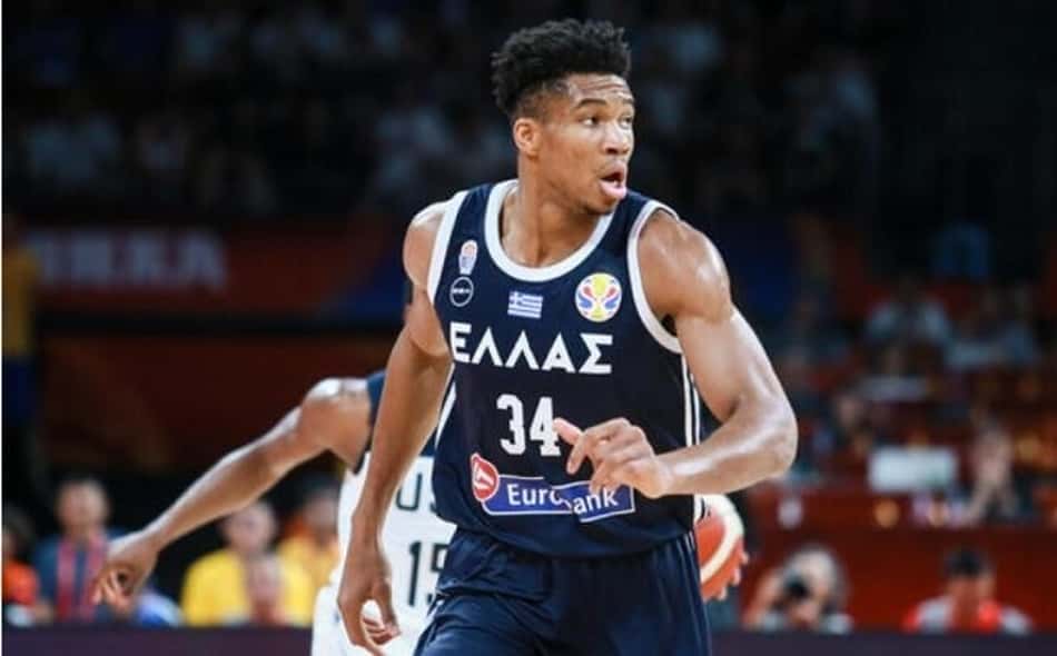 Giannis Antetokounmpo: "Não posso jogar pela Grécia como jogo no Bucks"