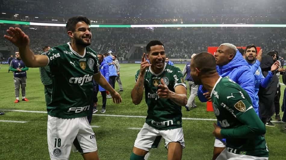 ANÁLISE: Gigante da América, Palmeiras teve ajuda essencial de sua frenética arquibancada