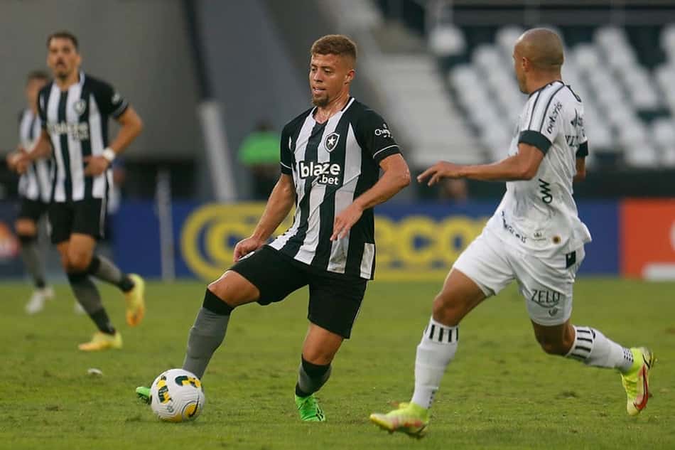 Lucas Fernandes lidera ações do Botafogo e Luís Castro tem problema para armar o time