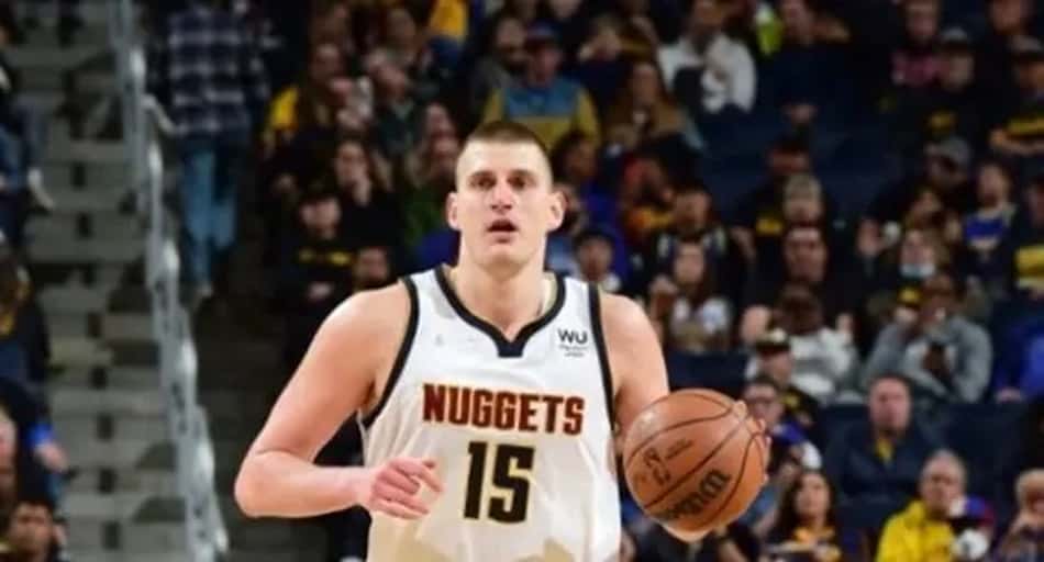 Nikola Jokic: "Phoenix Suns é favorito ao título da NBA"