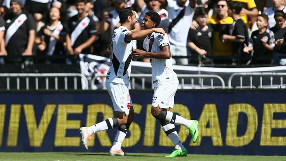 Crias da base brilham, Vasco vence o Tombense e abre vantagem no G4 da Série B