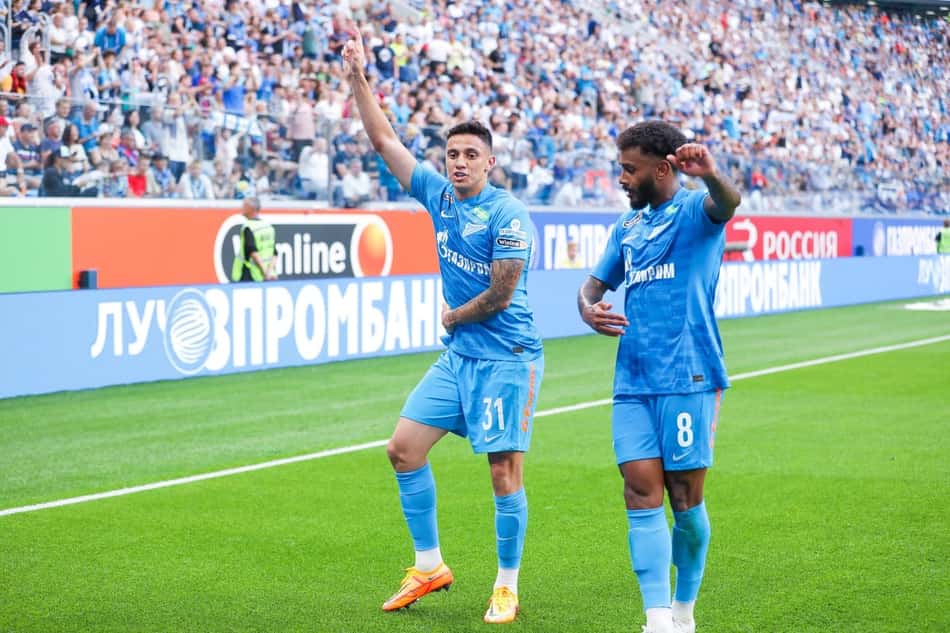 Trocado por Yuri Alberto com Corinthians, Gustavo Mantuan marca golaço em clássico na Rússia