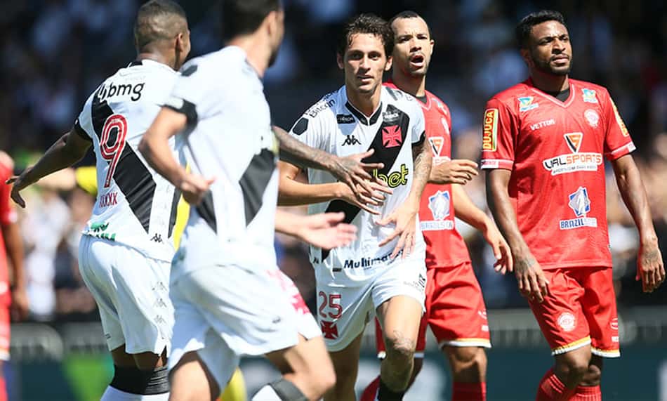 Marlon Gomes brilha ao lado de veteranos, mas preocupa o Vasco com lesão