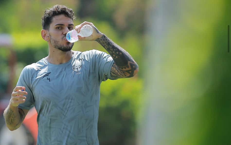 Ex-Flamengo e Fluminense, Fabrício quer ótimo ano na Arábia Saudita