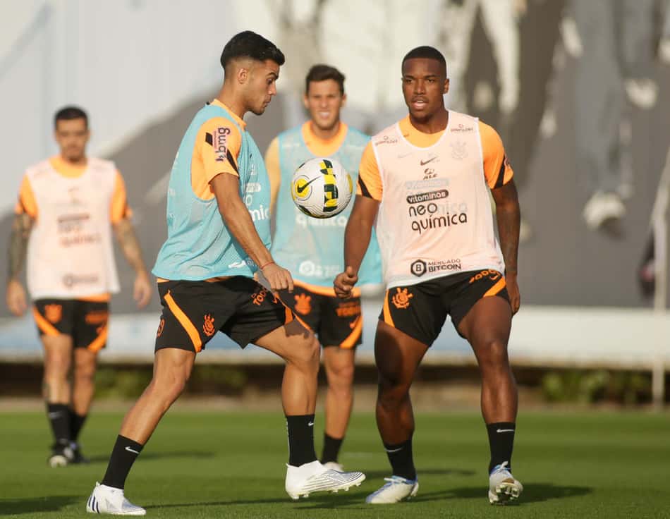 Corinthians encerra a preparação para 'decisão' contra o Atlético-GO; confira provável escalação
