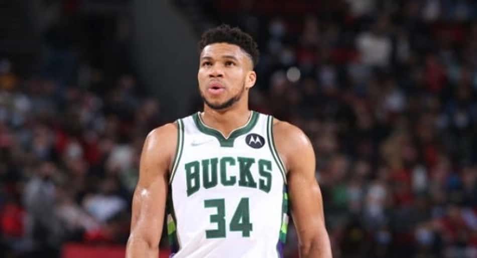 Segundo ESPN, Giannis Antetokounmpo é o principal candidato a MVP