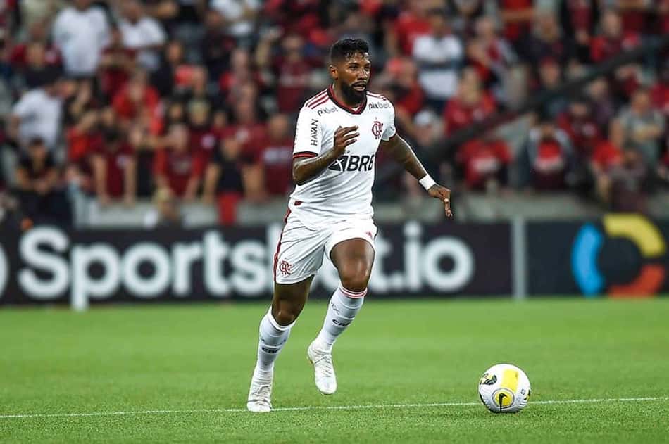 Rodinei no Botafogo? Proposta por lateral do Flamengo divide opiniões na web