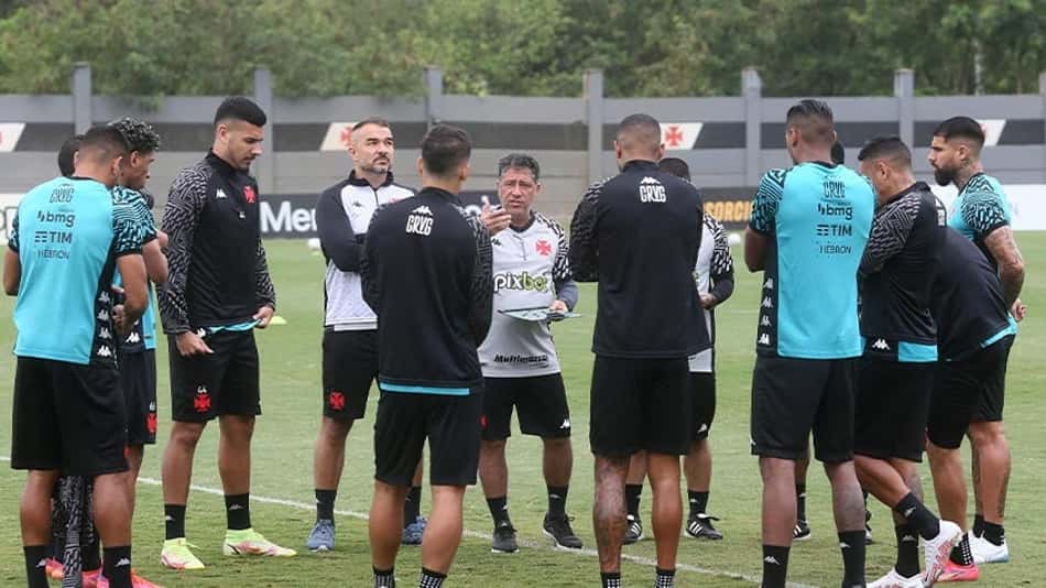 Vasco encara sequência de confrontos decisivos na Série B