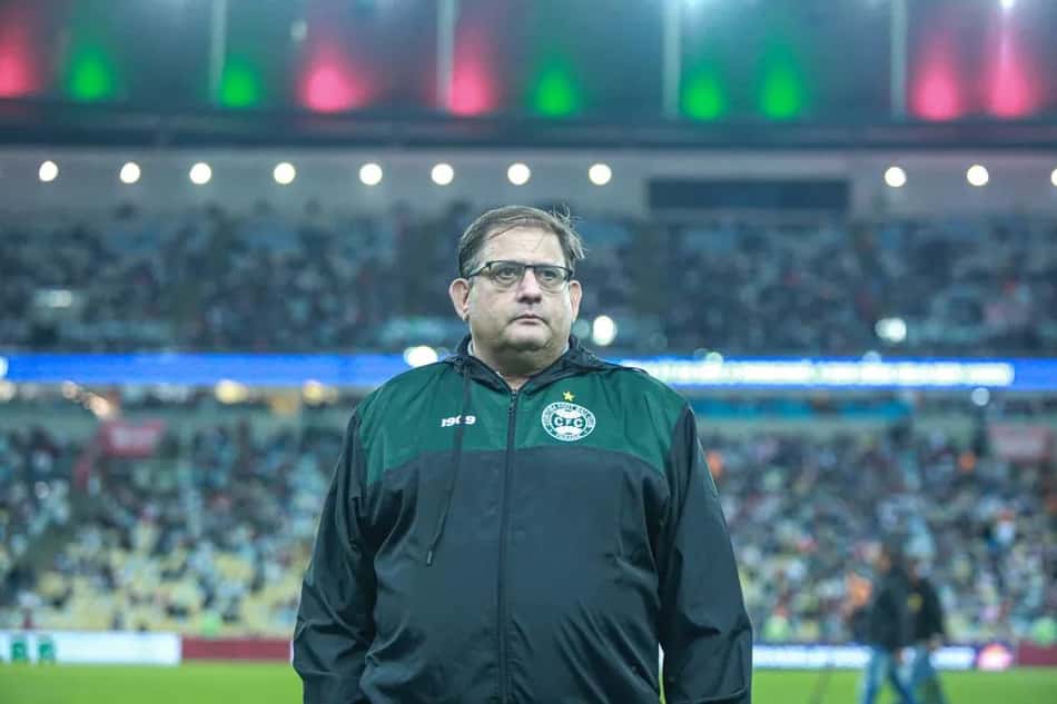 Guto Ferreira não é mais o técnico do Coritiba