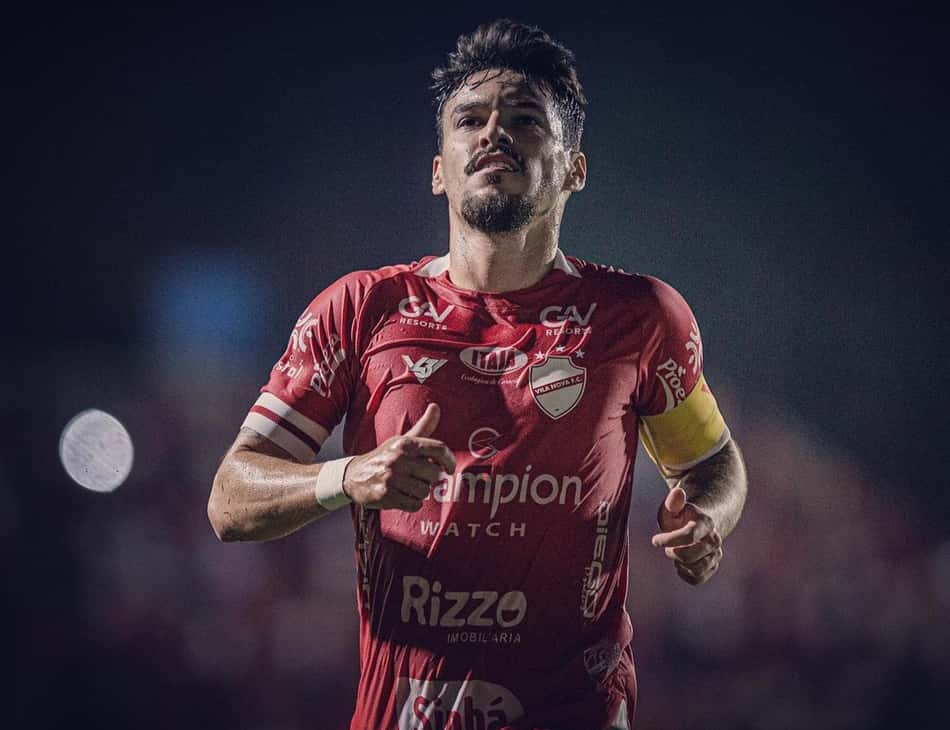 Arthur Rezende destaca importância de vitória do Vila Nova na Série B
