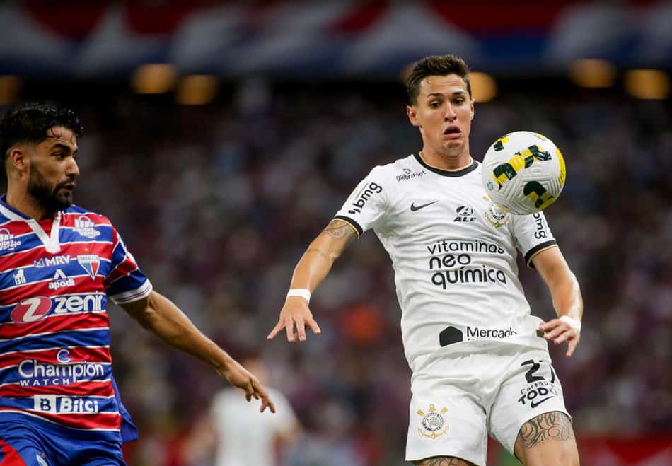 Com saída de Léo Natel e permanência de Vital, Corinthians fecha o elenco até o fim do ano
