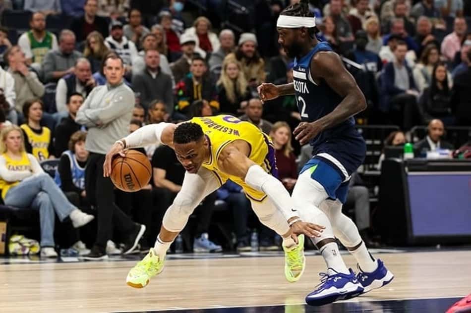 Lakers e Jazz fazem troca centrada em Patrick Beverley