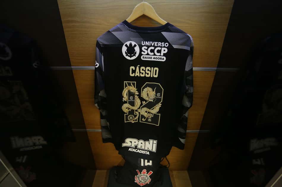 Cássio valoriza o 'espírito de entrega' do Corinthians na vitória sobre o Bragantino