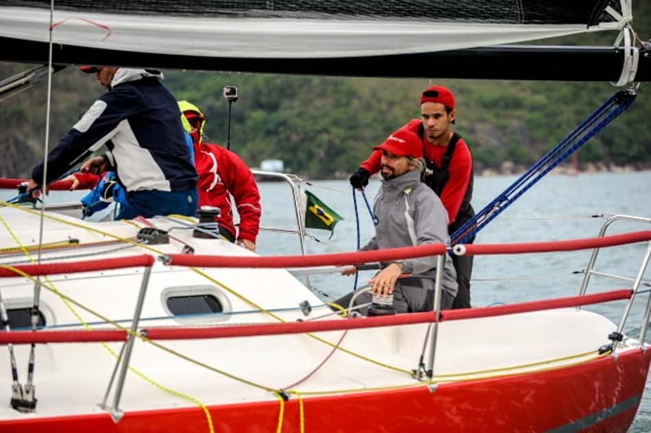 Velajador de projeto social comandará barco na Semana de Vela de Angra dos Reis
