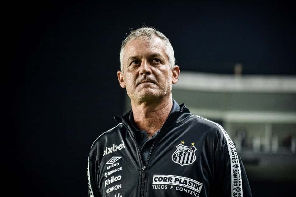 Lisca não é mais técnico do Santos; Orlando Ribeiro assume interinamente