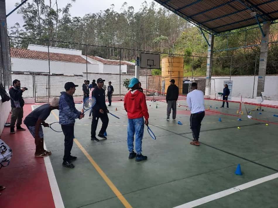 Projeto Tênis no Vale terá última clínica do ano para cerca de 250 crianças em Eldorado (SP) nesta sexta