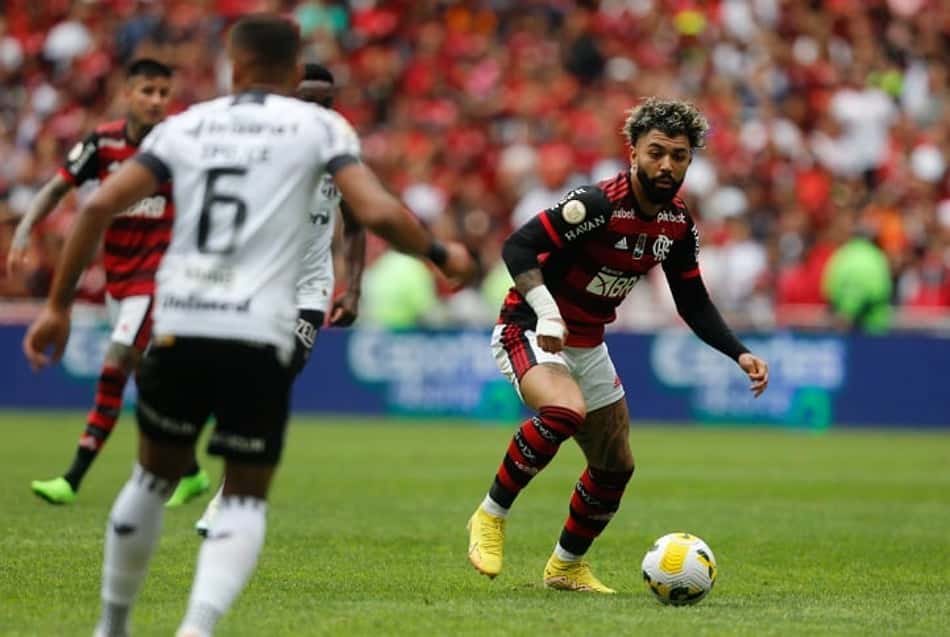 Com gols e expulsões de Gabigol e Jô, Flamengo e Ceará empatam no Maracanã