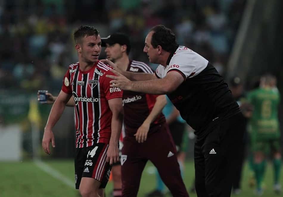São Paulo encara 'semana decisiva' que pode definir o rumo da temporada