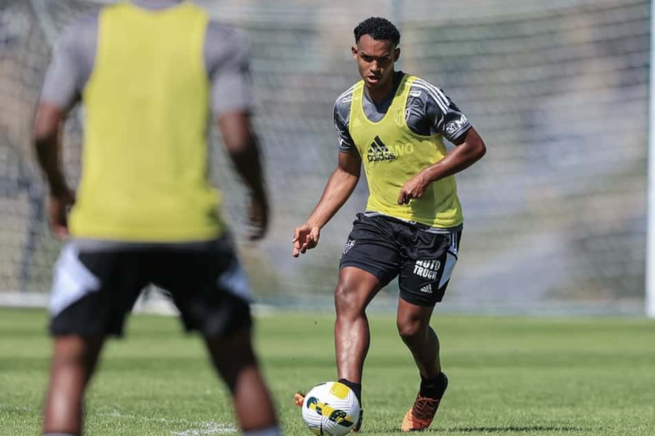 Neto é afastado pelo Atlético-MG após indisciplina e volta a treinar com o sub-20
