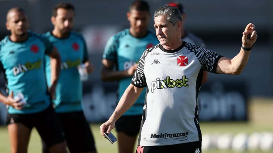 Trabalhos curtos, Seleção e mais: a carreira de Jorginho, novo técnico do Vasco