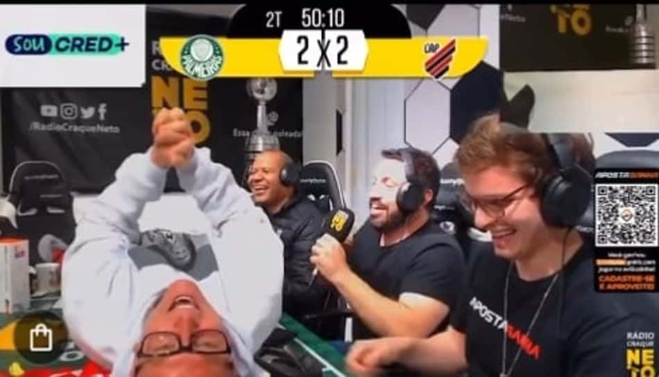 Neto enlouquece e se joga em cima da mesa após eliminação do Palmeiras: 'Não vai ter Mundial'