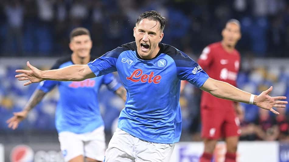 Napoli surpreende e goleia o Liverpool em estreia na Champions League