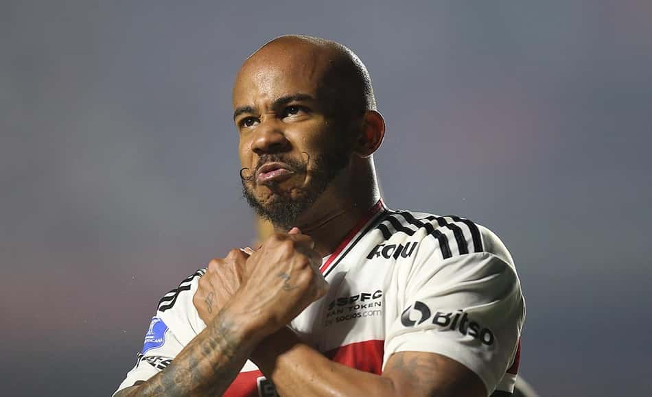 Apesar de polêmicas no São Paulo, Patrick se consolida como titular em primeira temporada