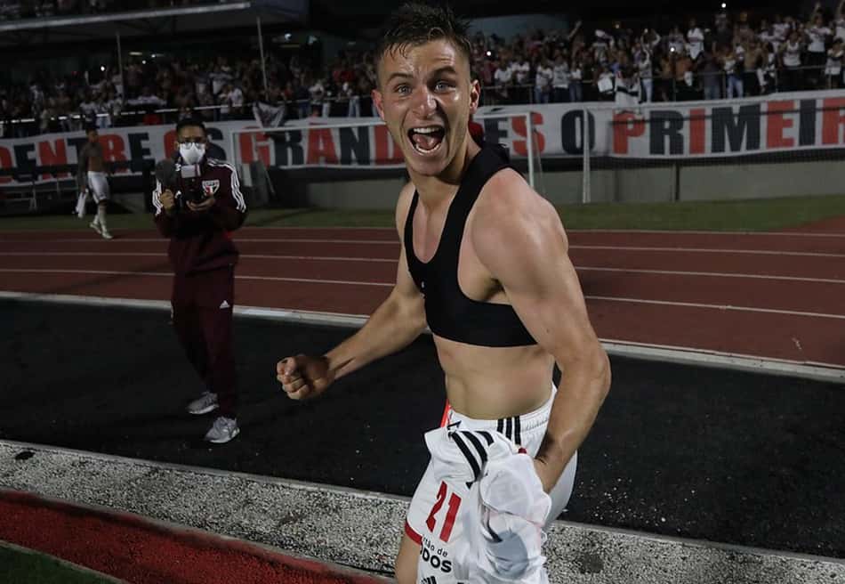 Galoppo comemora primeiro gol com a camisa do São Paulo e já pensa na próxima temporada