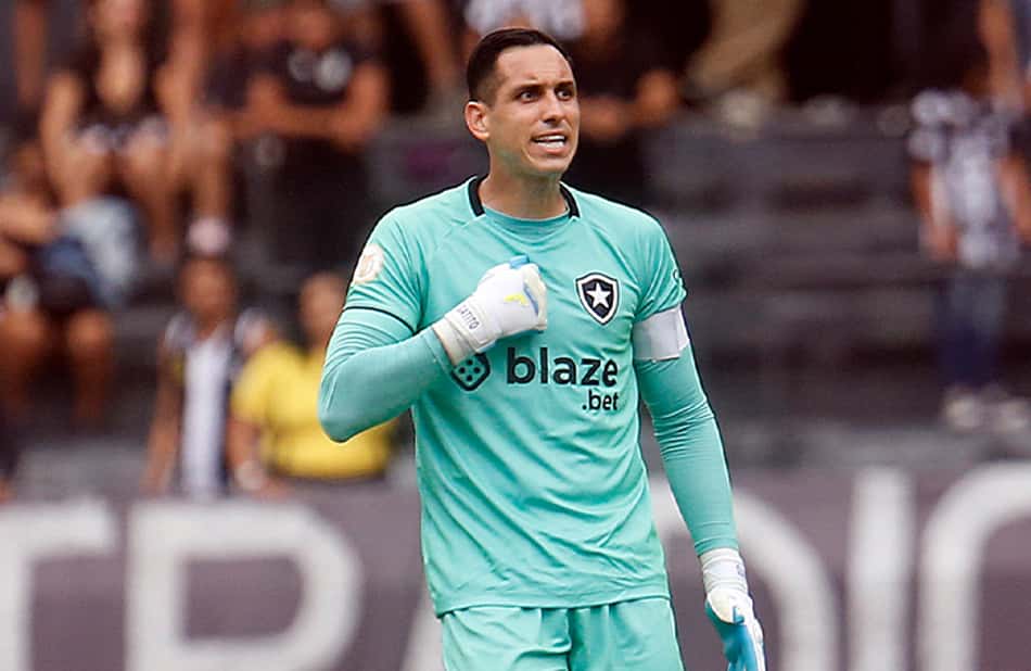 Gatito vê direito da torcida em vaias ao Botafogo após empate e sinaliza renovação