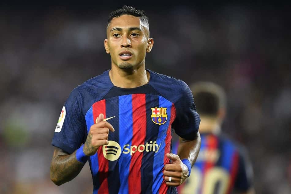 Raphinha faz promessa inusitada em caso de título do Barcelona na Champions League