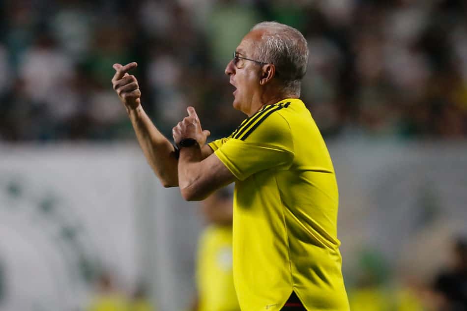 Dorival após empate do Flamengo: 'Não é por causa de dois resultados que vamos abrir mão de tudo'