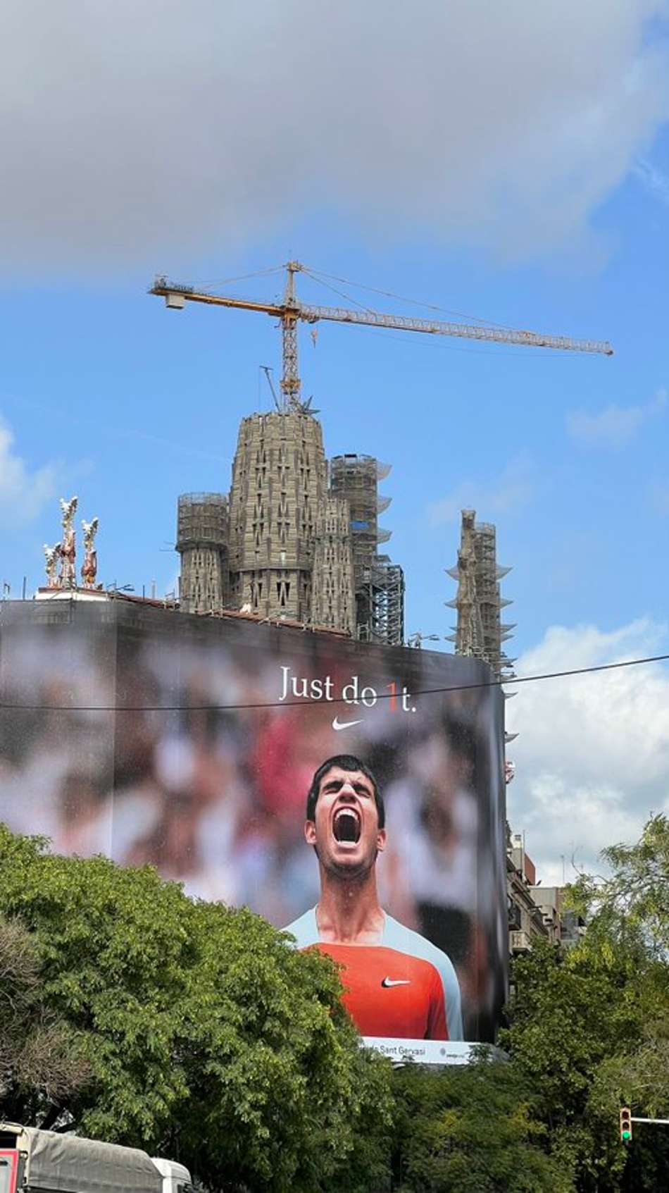 Nike substitui Nadal por Alcaraz em maior painel de Barcelona