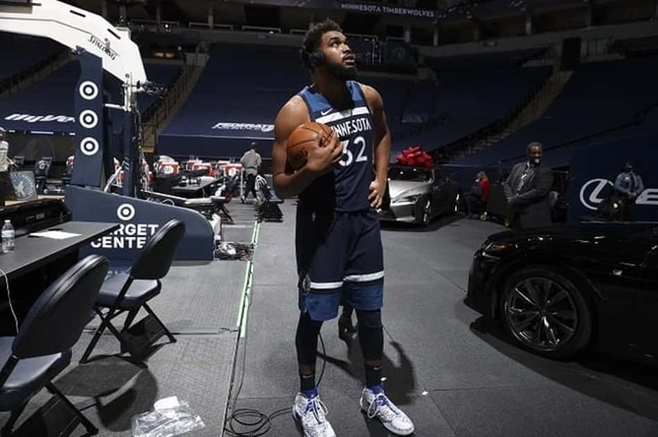 Karl-Anthony Towns: "sou um dos melhores jogadores ofensivos da história"